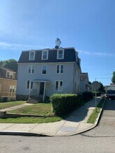 1 Farnsworth St in New London, CT - Building Photo - Building Photo