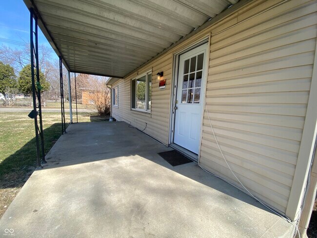 1745 N Lesley Ave in Indianapolis, IN - Building Photo - Building Photo