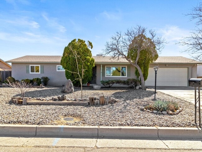 602 Cerro De Ortega Dr SE in Rio Rancho, NM - Building Photo - Building Photo