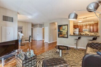 1111 S Wabash Ave in Chicago, IL - Building Photo - Building Photo