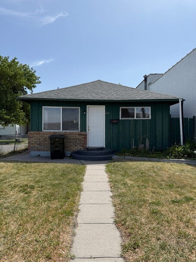 property at 122 McKinley Ave