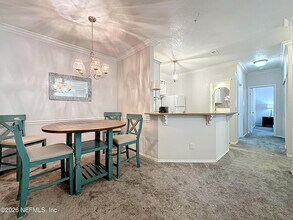 13810 Sutton Park Dr N in Jacksonville, FL - Building Photo - Building Photo