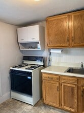 953 N 12th St, Unit 3 in Reading, PA - Building Photo - Building Photo