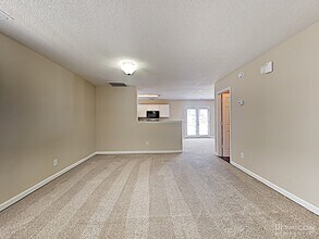 225 Meyer Ln in Columbia, SC - Building Photo - Building Photo