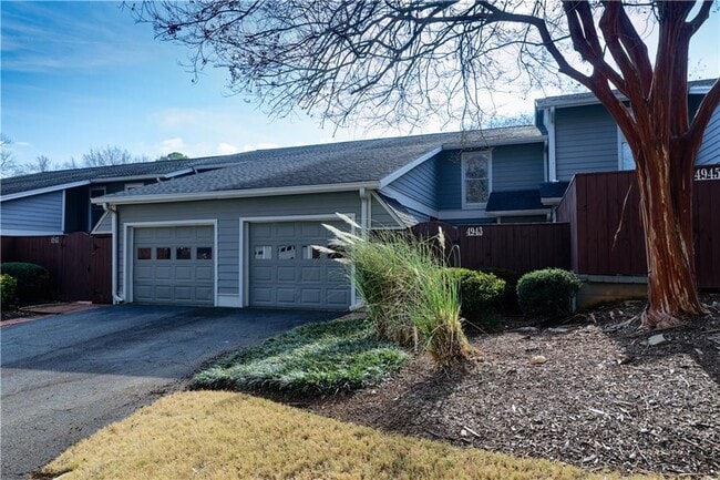 4943 Meadow Ln in Marietta, GA - Building Photo - Building Photo