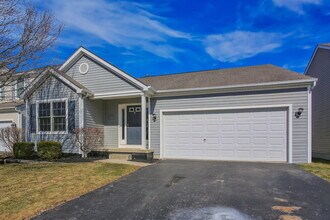 5924 Westbank Dr in Galloway, OH - Building Photo - Building Photo