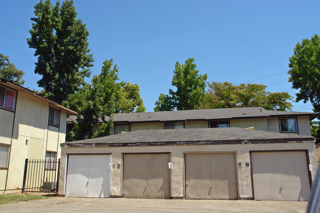 Beechwood Commons in Stockton, CA - Foto de edificio - Building Photo