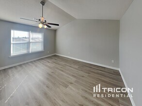 2425 Pollen Way in Columbia, TN - Building Photo - Building Photo