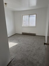 750 E Michigan Ave in Battle Creek, MI - Building Photo - Building Photo