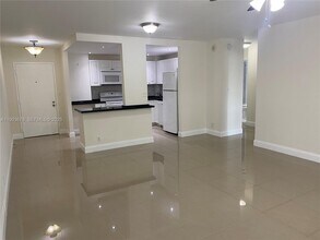 1625 SE 10th Ave in Fort Lauderdale, FL - Building Photo - Building Photo