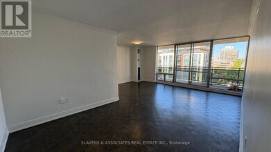 7 Jackes Ave in Toronto, ON - Building Photo - Building Photo