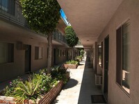 Chevy Chase Terrace in Glendale, CA - Foto de edificio - Building Photo