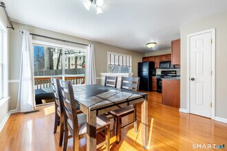 15 Scuppo Rd in Danbury, CT - Building Photo - Building Photo