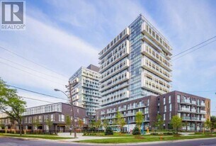 150 Fairview Mall Dr in Toronto, ON - Building Photo