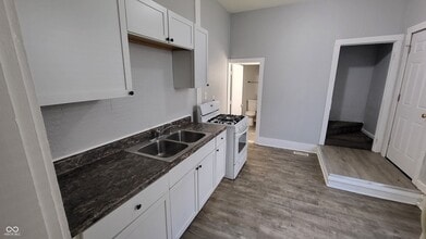 1122 S Dearborn St in Indianapolis, IN - Building Photo - Building Photo
