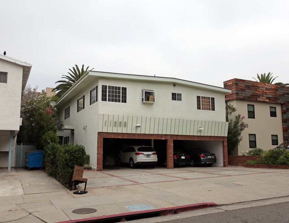 11669 Mayfield Ave in Los Angeles, CA - Building Photo