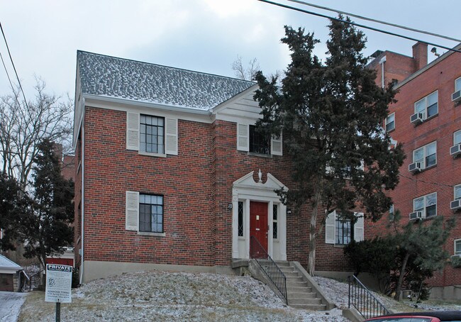 2804 Digby Ave in Cincinnati, OH - Foto de edificio - Building Photo