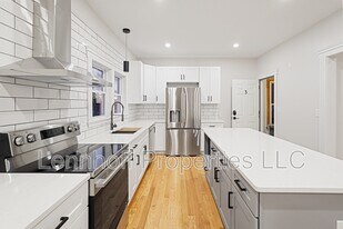 28 Clark St in Malden, MA - Building Photo