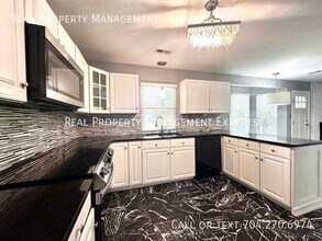 8509 Golf Ridge Dr in Charlotte, NC - Building Photo - Building Photo