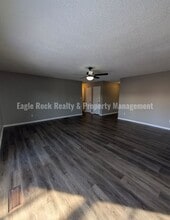 11511 E 31st Pl S in Tulsa, OK - Building Photo - Building Photo