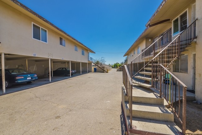 McCray Street Apartments in Bakersfield, CA - Building Photo - Building Photo