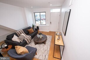 2102 Berges St in Philadelphia, PA - Building Photo