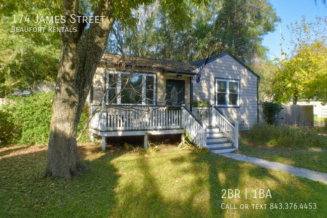 174 James St in Beaufort, SC - Building Photo - Building Photo