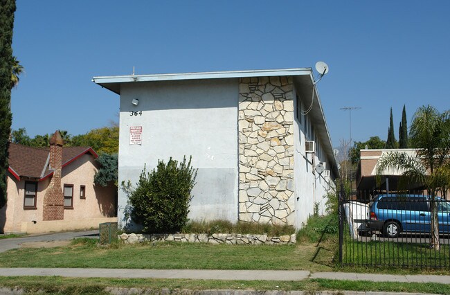 364 E 17th St in San Bernardino, CA - Building Photo - Building Photo