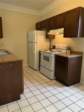 127 Country Club Dr in Sanford, FL - Building Photo - Building Photo