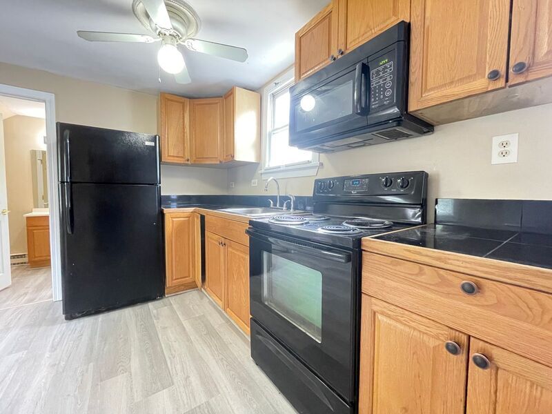 341 Varney St in Manchester, NH - Building Photo