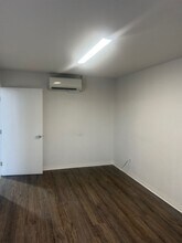 967 Lawnsdale Rd in Medford, OR - Building Photo - Building Photo