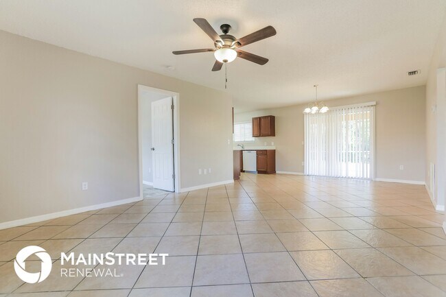 22225 Seaton Ave in Port Charlotte, FL - Foto de edificio - Building Photo