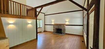 50 Mountain Rd in Redding, CT - Building Photo - Building Photo