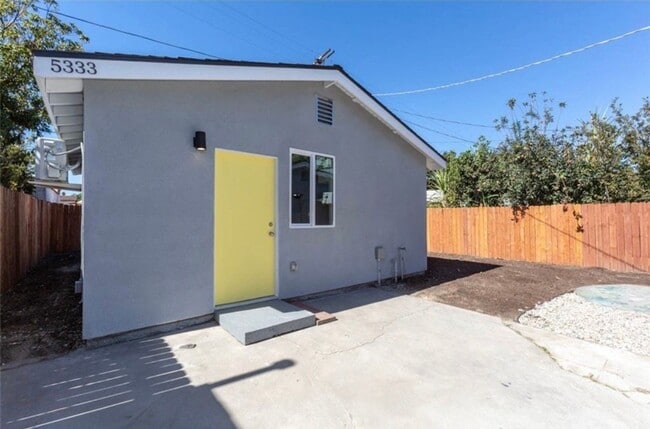 5335 4th Ave in Los Angeles, CA - Building Photo - Building Photo