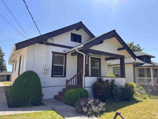 property at 1336 Elizabeth Ave