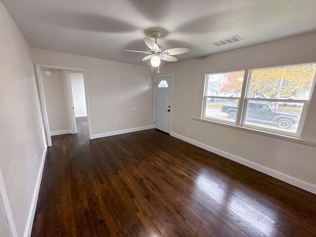 3144 Lewis Rd in Columbus, OH - Building Photo - Building Photo