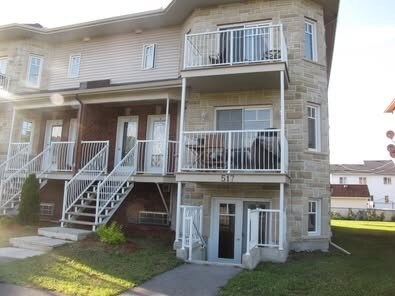 517 Mcconnell Ch in Gatineau, QC - Building Photo