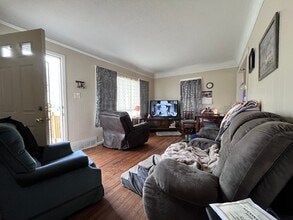 3007 Mahaska Ave in Des Moines, IA - Building Photo - Building Photo