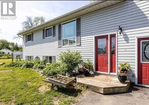 735-735 County Rd 28 in Belleville, ON - Building Photo