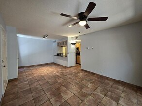 941 Calle Mejia in Santa Fe, NM - Building Photo - Building Photo