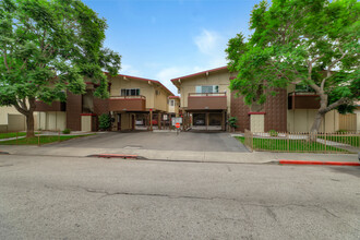 3756 Poinciana Dr in Santa Clara, CA - Building Photo - Primary Photo