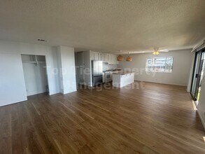 2287 Oxford Ave in Encinitas, CA - Building Photo - Building Photo