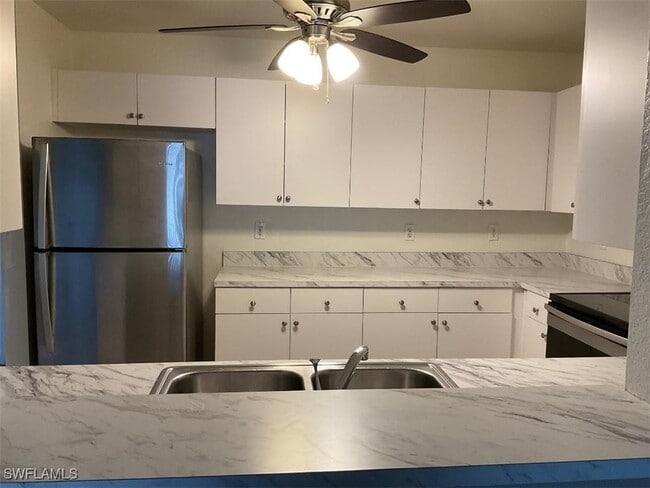 property at 428 SE 24th Ave