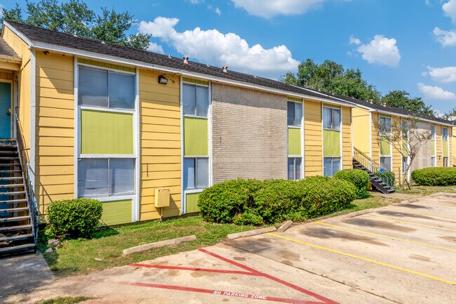 Woodscape Apartments in Houston, TX - Foto de edificio - Building Photo
