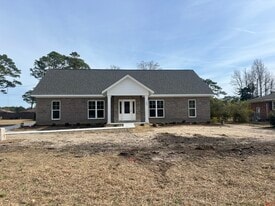132 Hargrove Dr in Wilmington, NC - Building Photo
