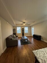 8205 Lenox Creekside Dr, Unit L-11 in Antioch, TN - Building Photo - Building Photo