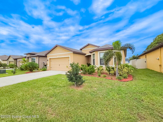 1406 Mineral Lp Dr NW