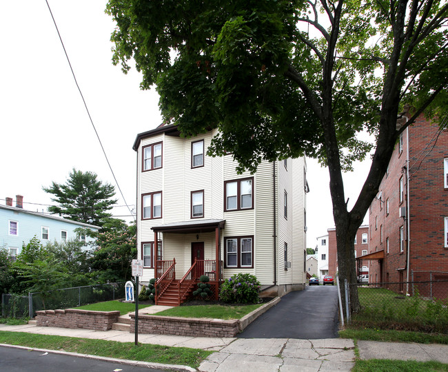 110 Gold St in New Britain, CT - Building Photo - Building Photo