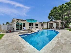 1108 Tangelo Isle in Fort Lauderdale, FL - Building Photo - Building Photo