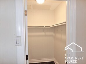 2129 N Dayton St, Unit G3 in Chicago, IL - Foto de edificio - Building Photo